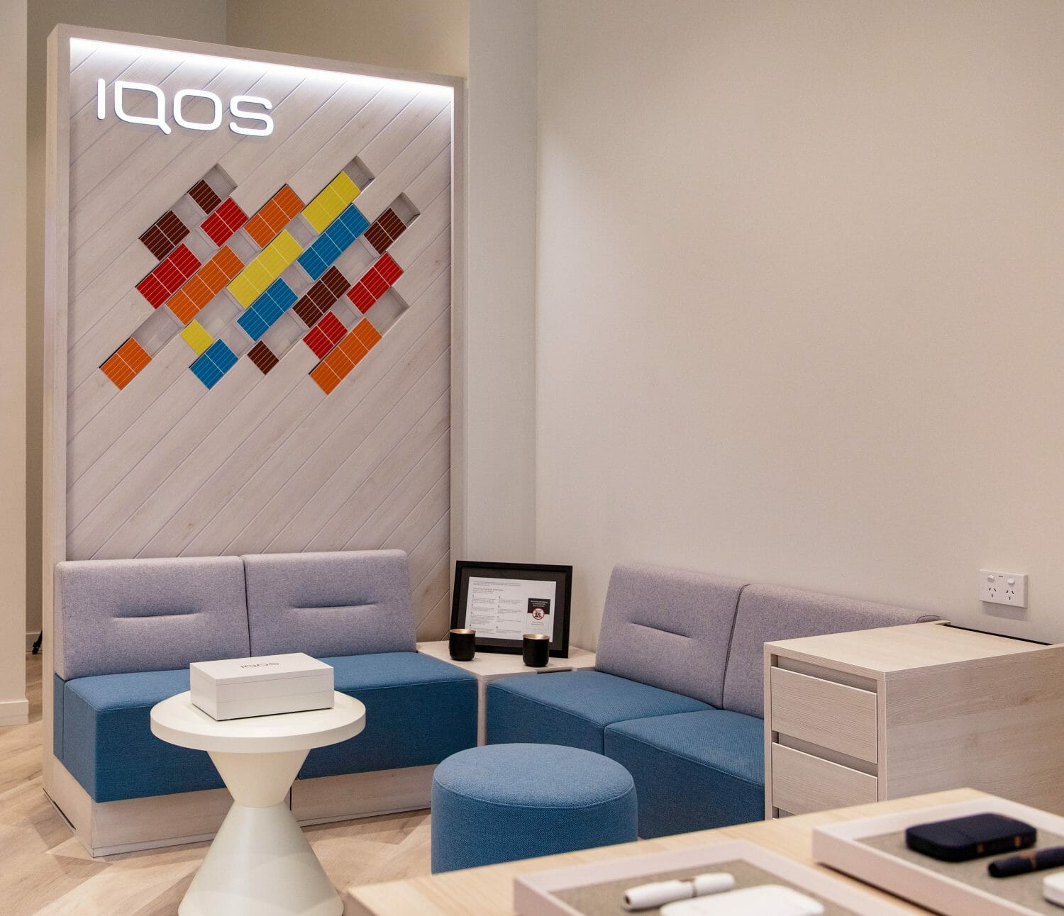 Modern and Minimalistic Interior Design for IQOS